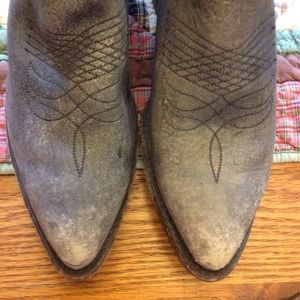 Frye Billy Pull On Stone Wash Size 8.5 GUC